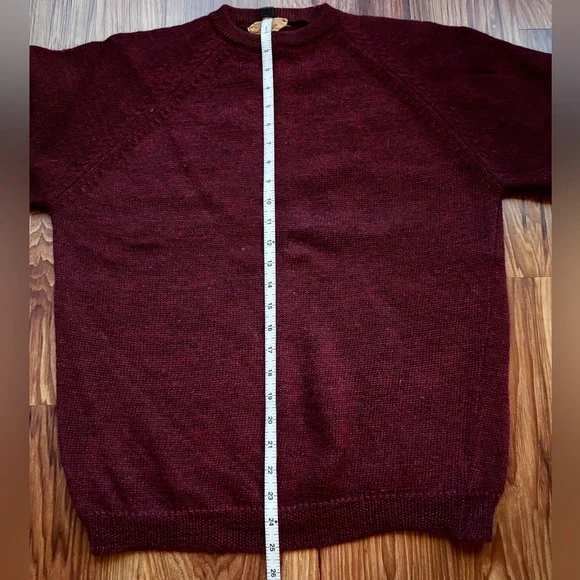 Vintage 1950s Worsted Wool Burgundy Crewneck Sweater (Size M) - Picture 4 of 4